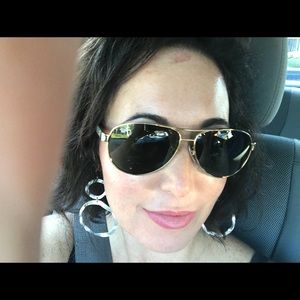 Meet your Posher, Michele